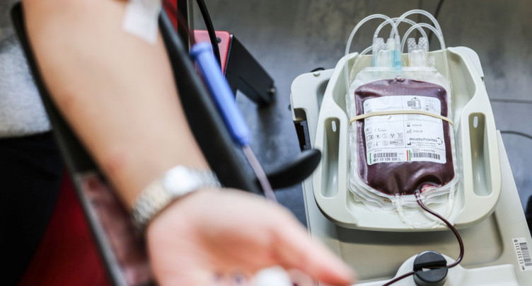 Dons de sang: les critères seront assouplis dès février