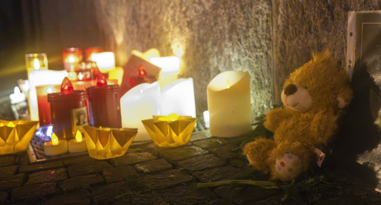 Crans-Montana: des personnalités exigent un fonds pour les victimes