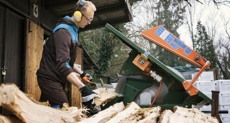 57'000 signatures contre le « démantèlement du service civil »