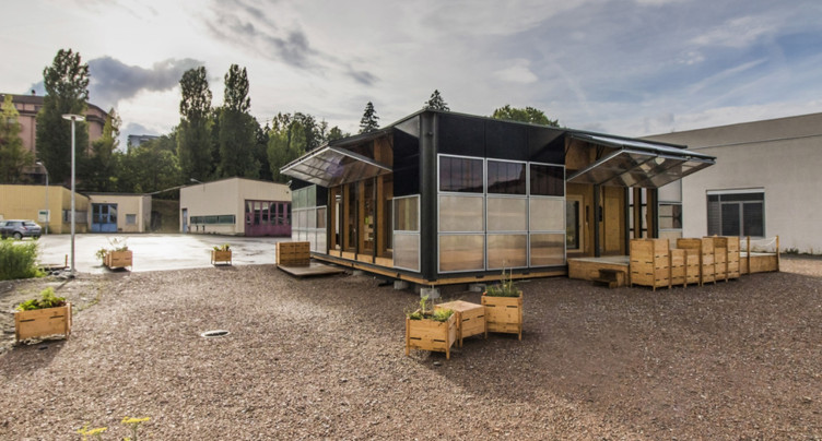 Une maison solaire cherche une nouvelle vie à Fribourg