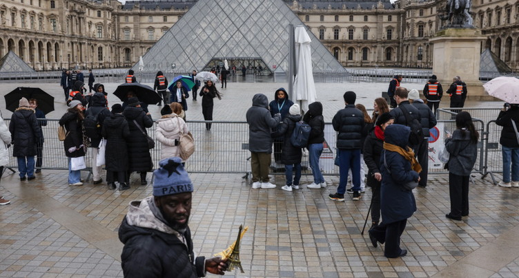 Au Louvre, un mois de conflit social et des « doléances » en suspens