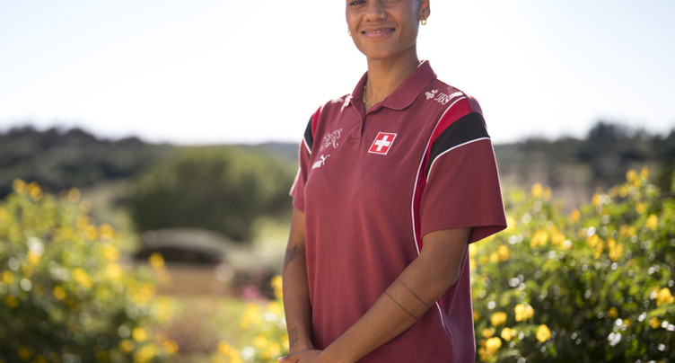 Aurélie Csillag signe à Liverpool