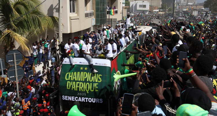 Les Lions fêtés lors d'une parade survoltée