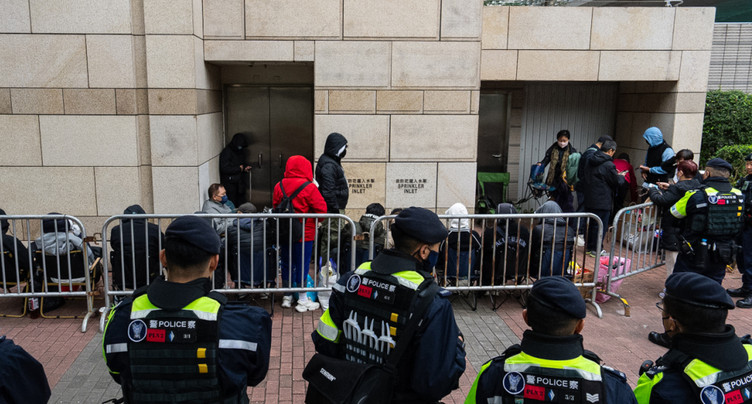 Le procès de trois militants de Tiananmen s'ouvre à Hong Kong