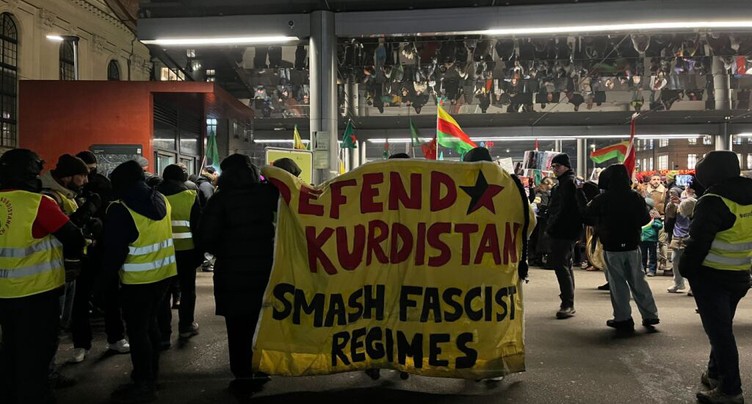 Près d'un millier de Kurdes manifestent à Bâle et à Berne