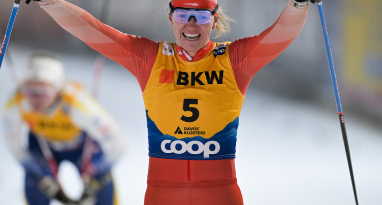 Nadine Fähndrich sur le podium à Ulrichen