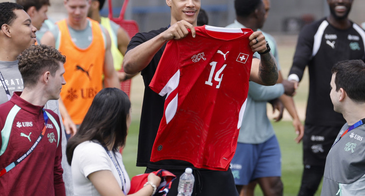 L'équipe de Suisse reçoit la visite de Yanic Konan Niederhäuser