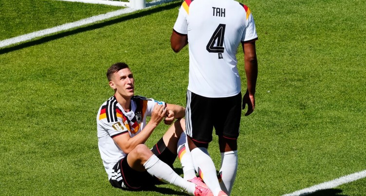 L'Allemagne privée de Schlotterbeck pour le reste du tournoi