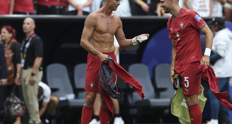 Ronaldo la joue comme Messi et Mbappé