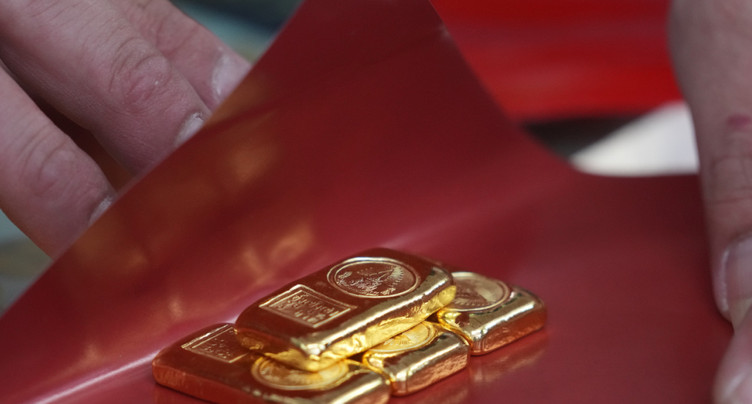 L'or chute sous la barre des 4000 dollars