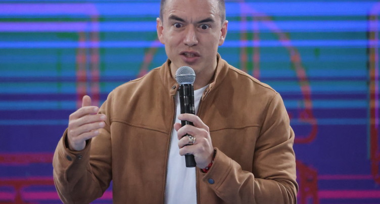 Le président de l'Equateur décrète un jour férié