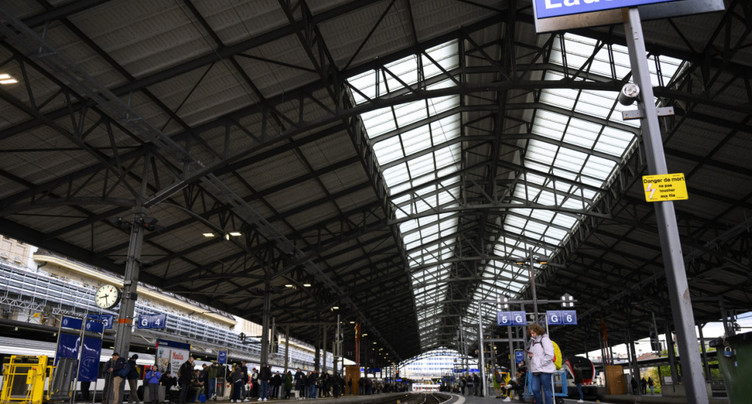 Trafic complètement interrompu en gare de Lausanne