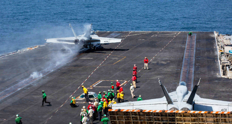 Washington répondra à toute attaque iranienne, avertit Vance