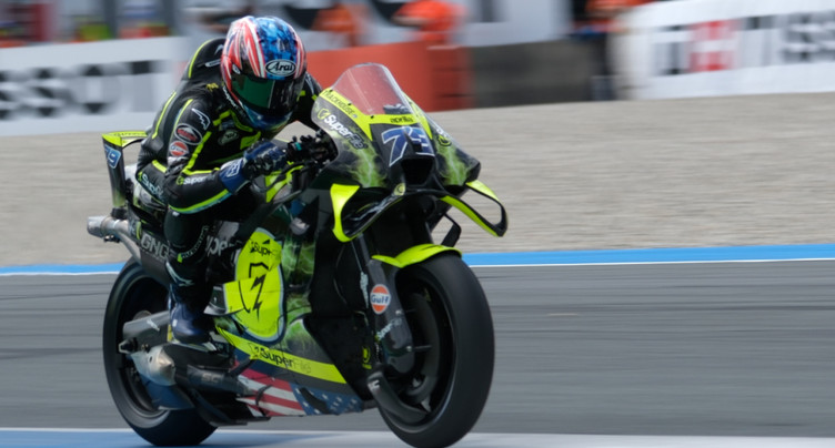 Le Japonais Ogura (Aprilia-Trackhouse) remporte le GP des Pays-Bas