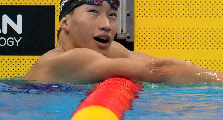 Shin Ohashi établit un nouveau record du monde du 200 m brasse