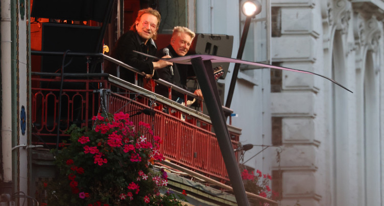 Le groupe U2 donne des concerts surprise à Dublin pour ses 50 ans