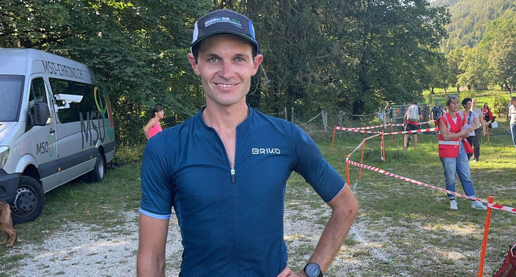 Bastien Jornod et Valérie Schmidt dominent le triathlon de Val-de-Ruz