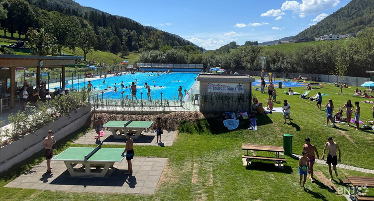 Un enfant évacué par la Rega à la piscine de Saint-Imier