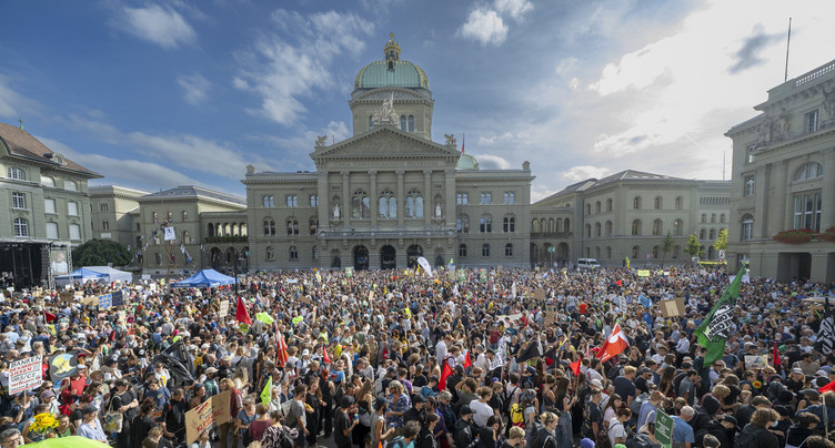 Des milliers de personnes à Berne pour le climat