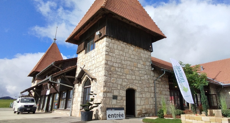 Retour du Comptoir des Franches-Montagnes à la halle-cantine en 2027