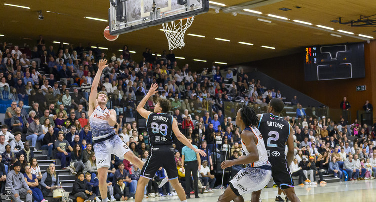 Union Neuchâtel reste dans l’élite