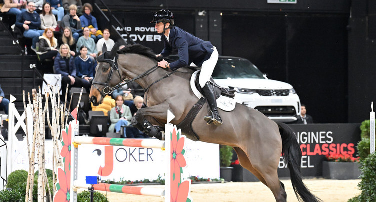 Steve Guerdat et l’équipe de Suisse sur le podium à Bruxelles