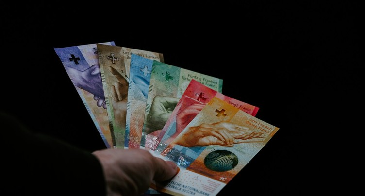  Un référendum cantonal pour défendre le salaire minimum