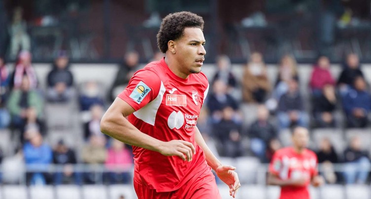 Ici c’est Bienne : le roc de la défense seelandaise Damian Kelvin