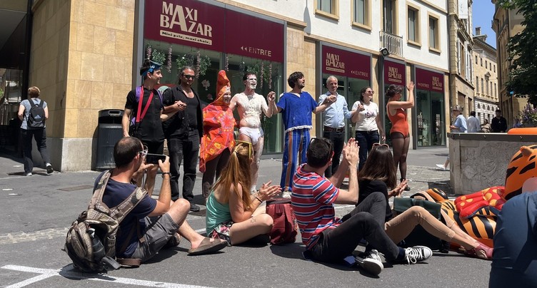 Tentative d’entartage rocambolesque à Neuchâtel