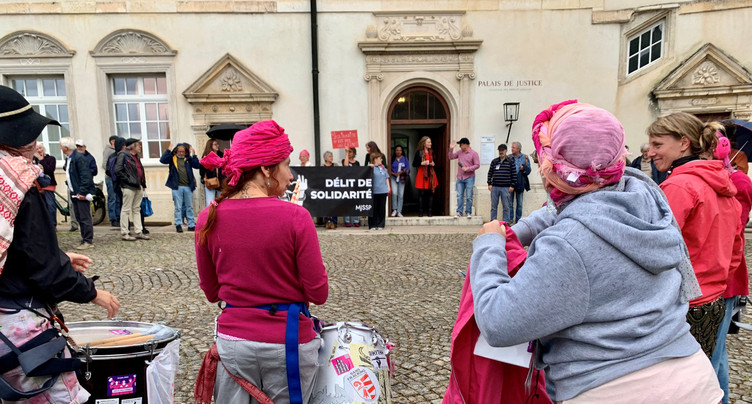 Acquittement pour la présidente du Mouvement jurassien de soutien aux sans-papiers