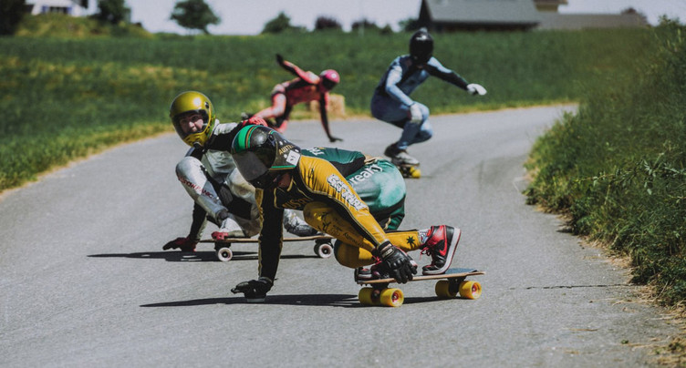 La course de skateboard de Sornetan continue de séduire