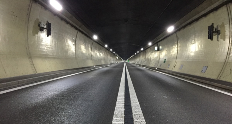 Collision en chaîne dans le tunnel du Mont-Terri