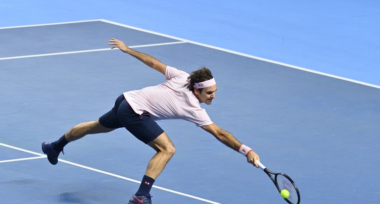 Roger Federer souffre, mais passe