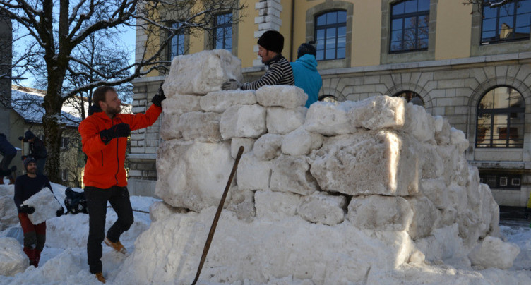 L’art de modeler des tas de neige