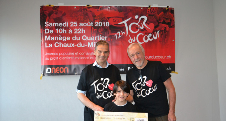 Un chèque neuchâtelois pour la fondation de René Prêtre