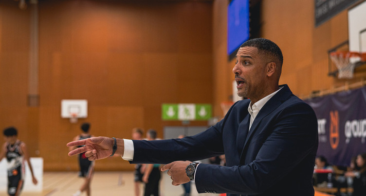 Union Neuchâtel croqué par les Lions de Genève