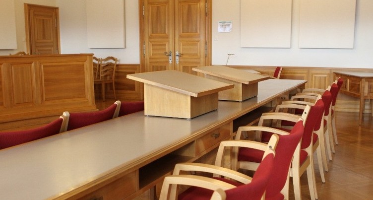 Des faits prescrits et des doutes qui subsistent