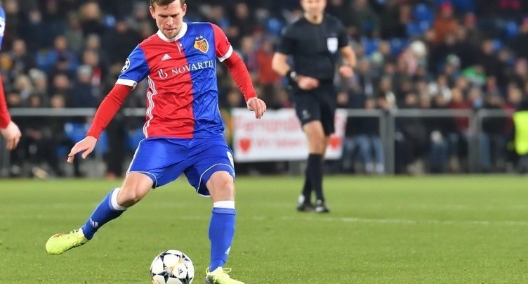 Le FC Bâle dompte les éléments