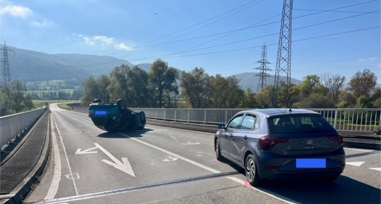 Des « STOP » à la sortie de l’A16 à Bassecourt