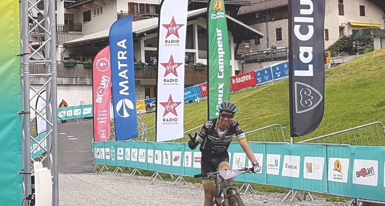 Emilien Barben et Florence Darbellay sur le podium