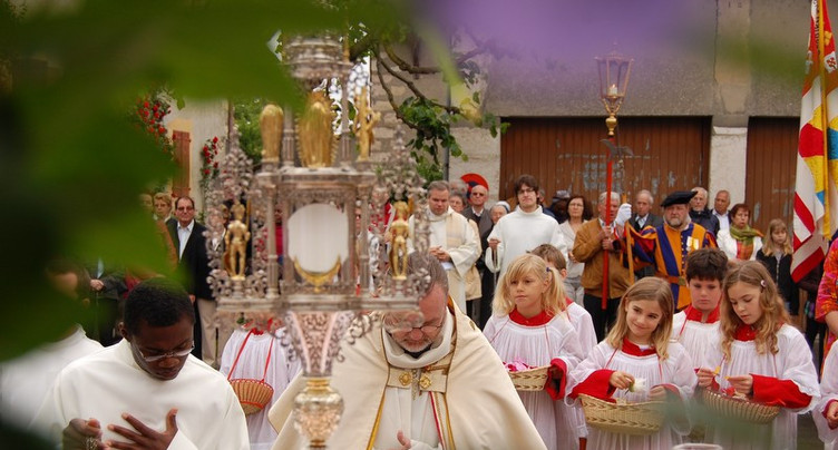 Le Landeron célèbre la Fête-Dieu