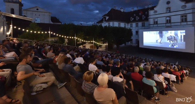 Le cinéma prend l'air à Delémont