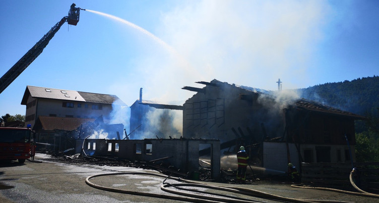 Du soutien pour la menuiserie partie en flammes à Sornetan