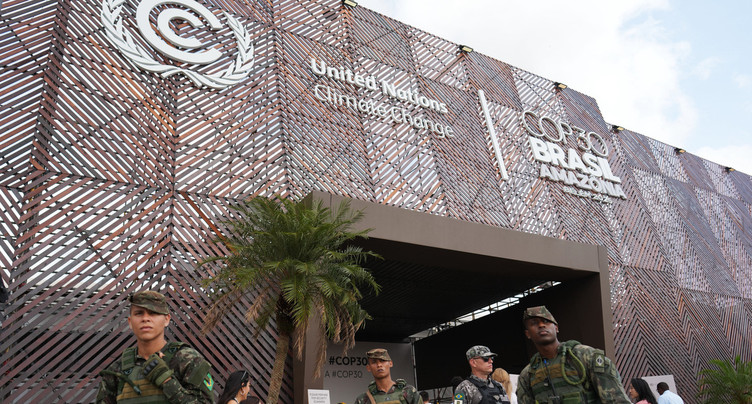 « Le monde en cause » : l’enjeu de la COP30 pour les pays pauvres