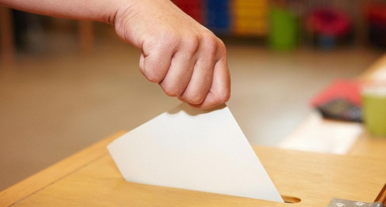 Nouveau vote à Moutier : Berne veut un contrôle continu du registre