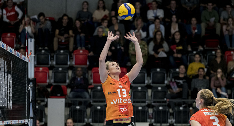 Cinq Suissesses prolongent au NUC