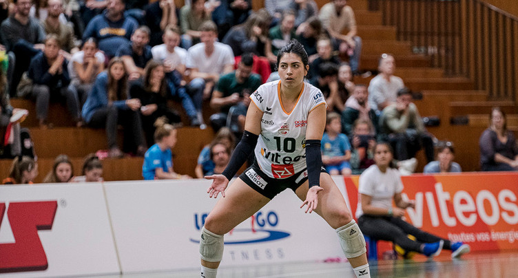 Amanda Benson rempile au NUC