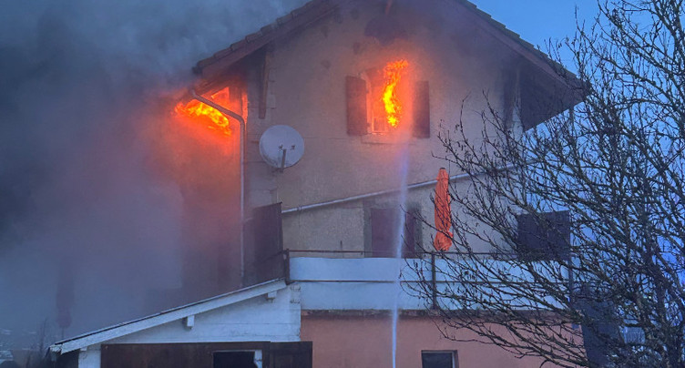 Les Bayards : une femme grièvement blessée dans un incendie