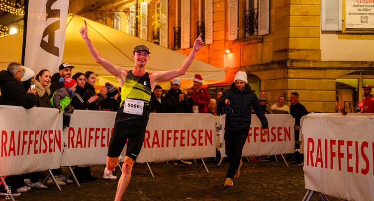 Loanne Duvoisin et Alexis Lhérieau remportent la Corrida Raiffeisen 