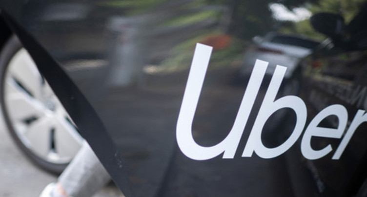 Uber se lance dans le Jura, les taxis enragent